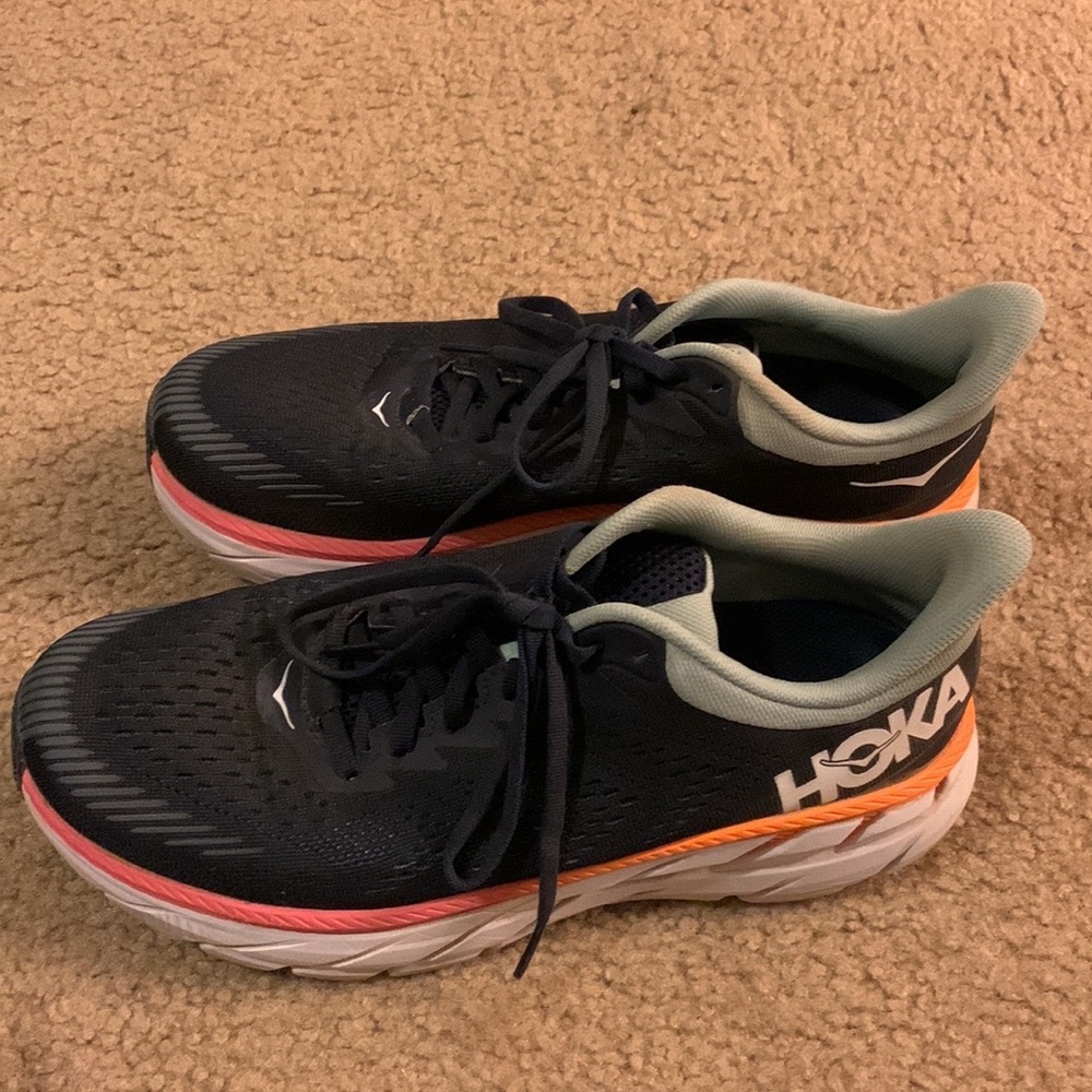 Hoka Clifton 7 shoes